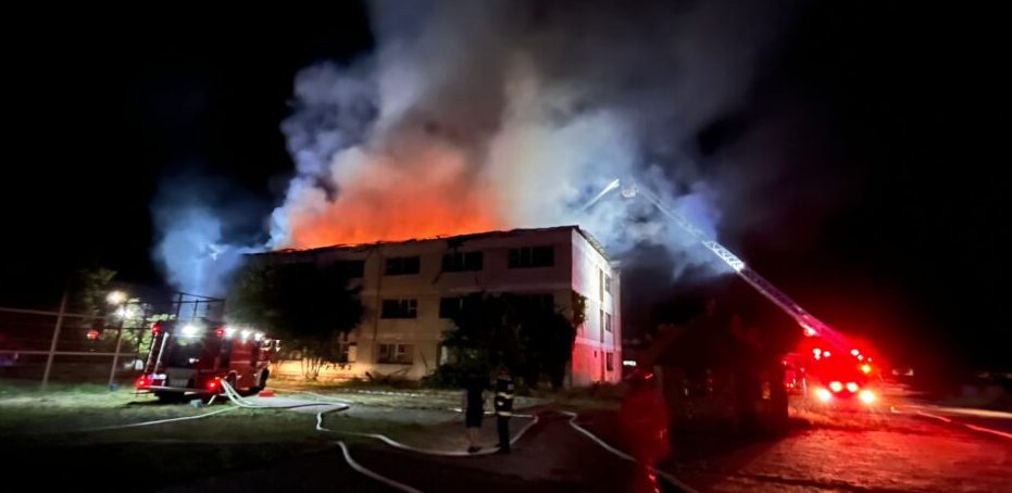 Incendiu devastator într-un fost cămin pentru copii din Balș