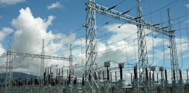 România importa vineri seara o cantitate de energie electrică de aproape 2.000 MW