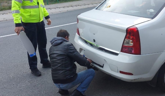 Efectua transport public de persoane contra cost, fără a deține autorizație TAXI