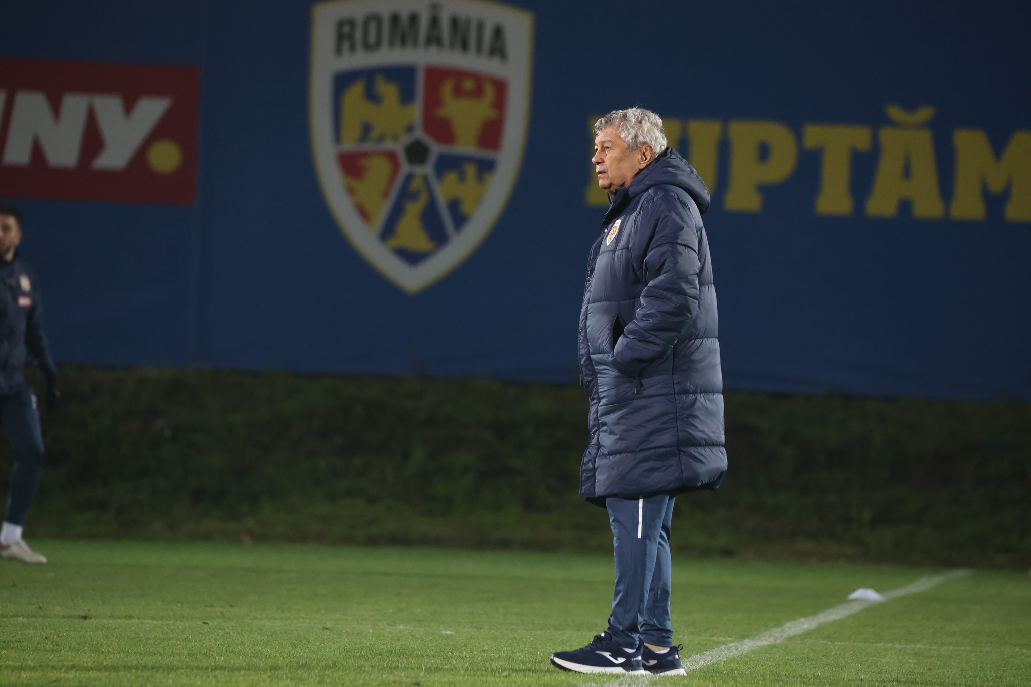 Lucescu, nemulțumit după succesul României: “Nu ai voie să dai mingea la adversar”