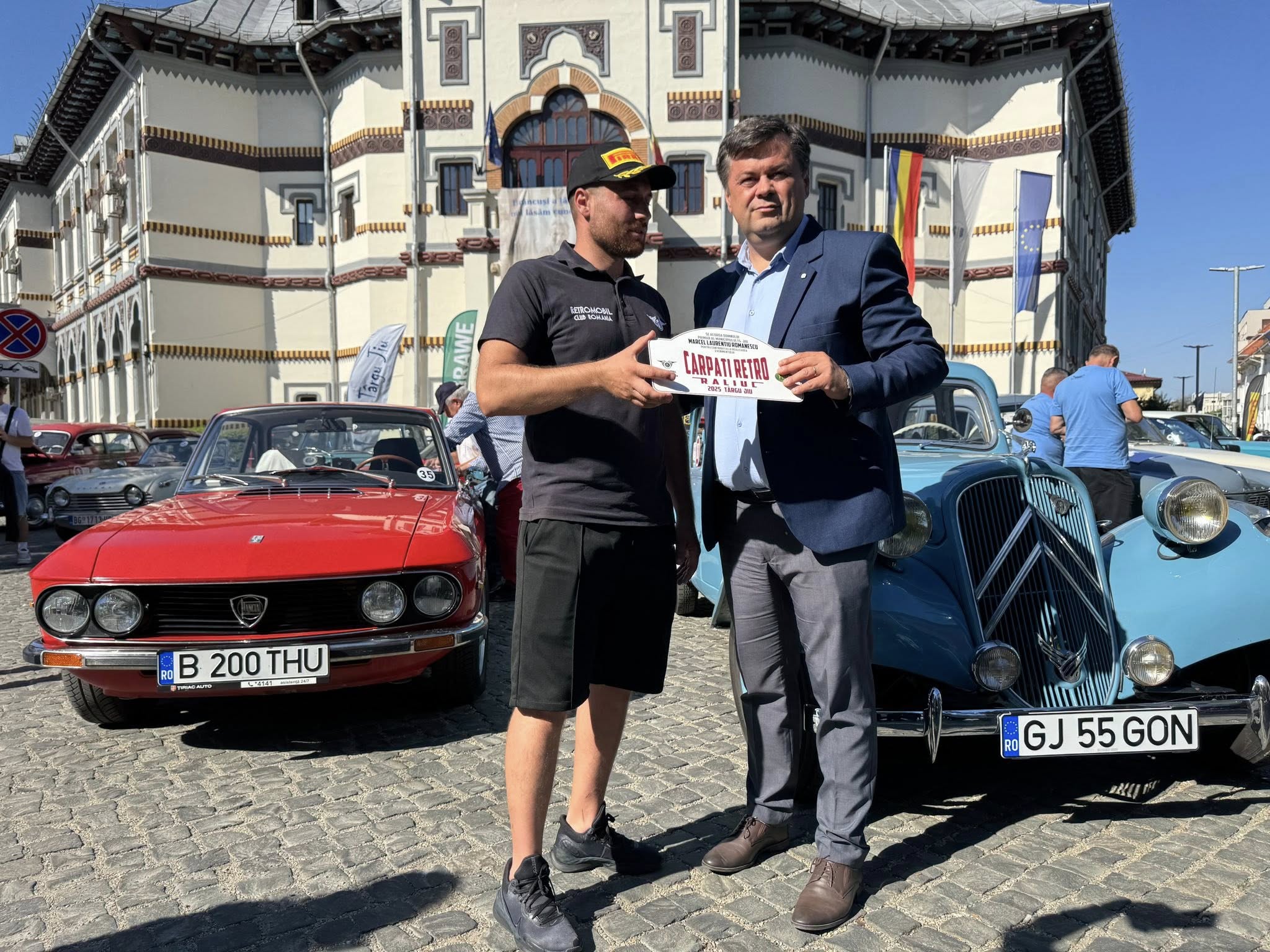 Călin Popescu Tăriceanu, la Târgu Jiu pentru Raliul Carpați Retro