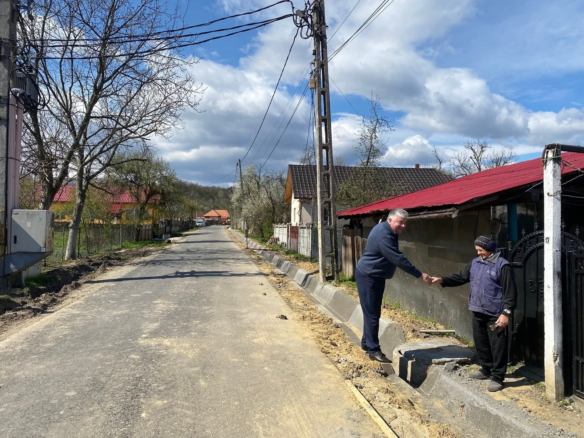 Canalizare parțială la Fărcășești