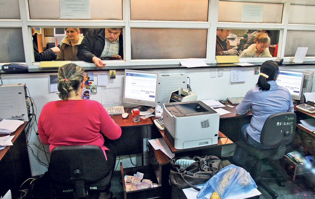 De ce a crescut numărul bugetarilor în ultimii ani