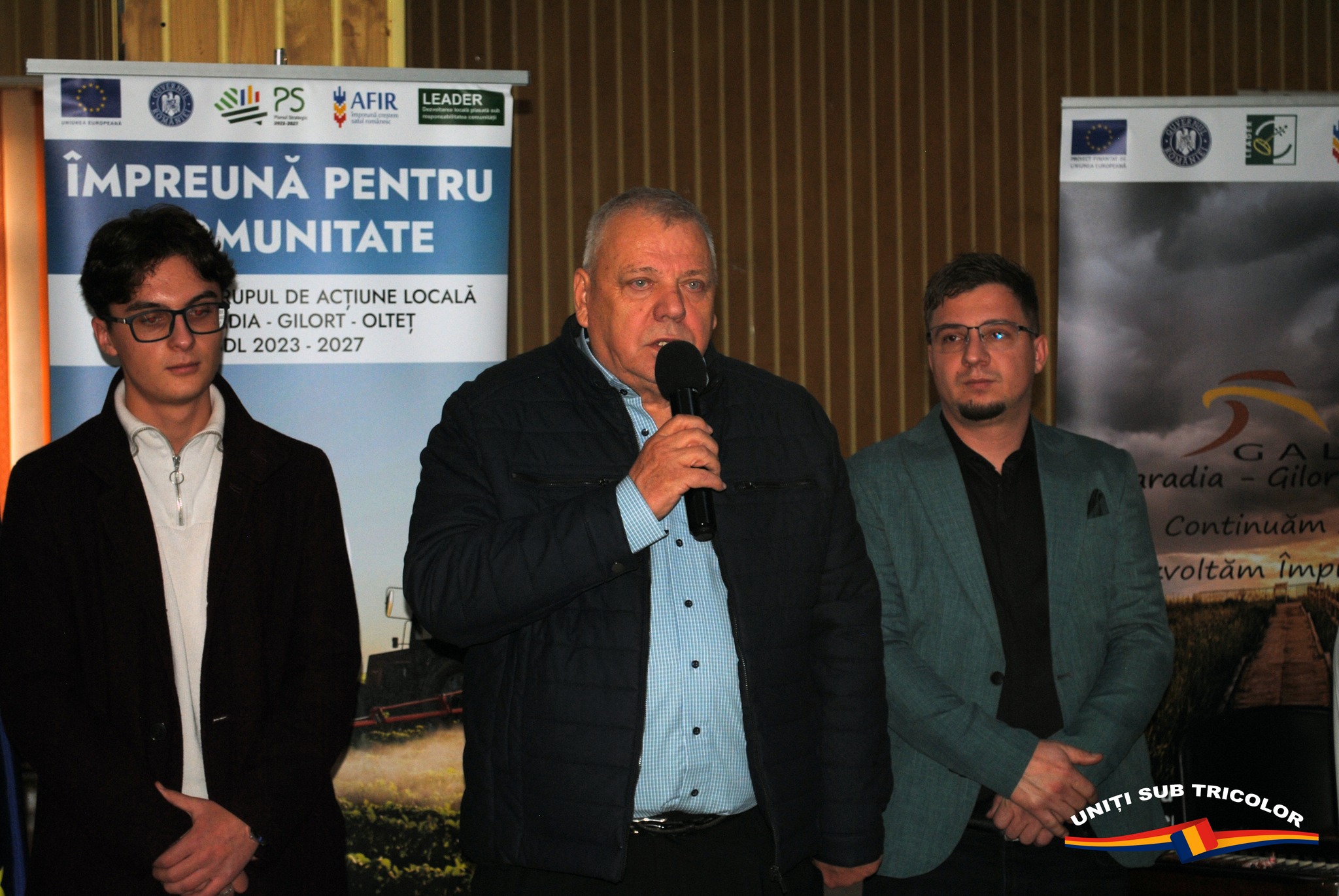 „Uniți sub tricolor”, la Bustuchin