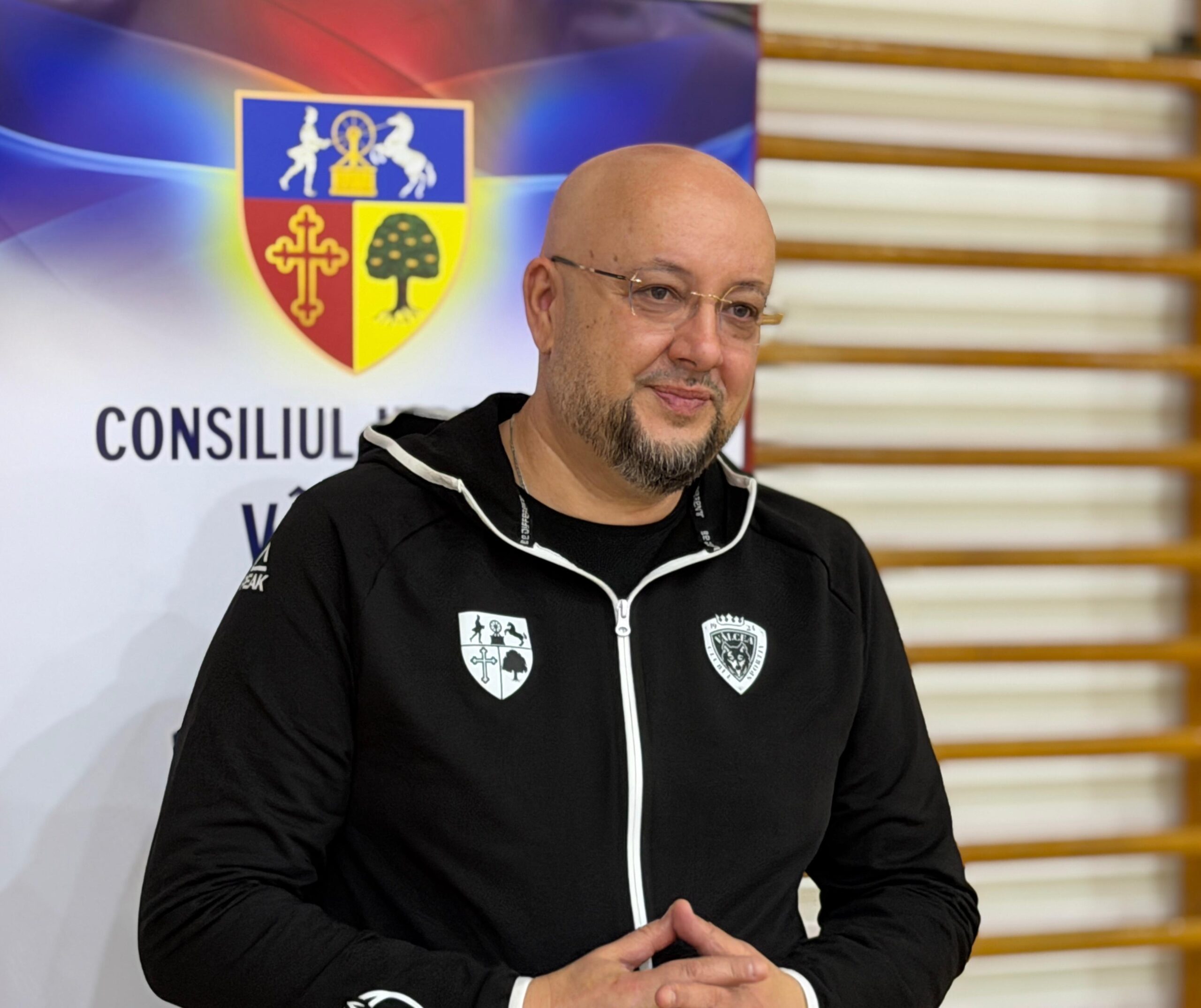 Voleiul feminin revine la Vâlcea după 20 de ani, cu victorii la debut