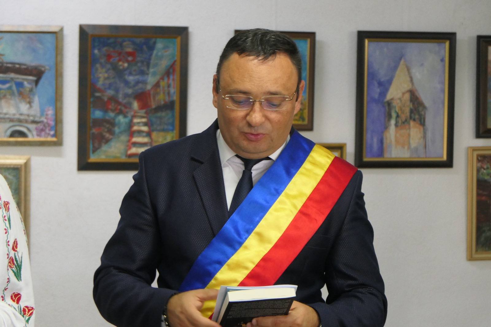 PRIMAR VAIDEENI 1