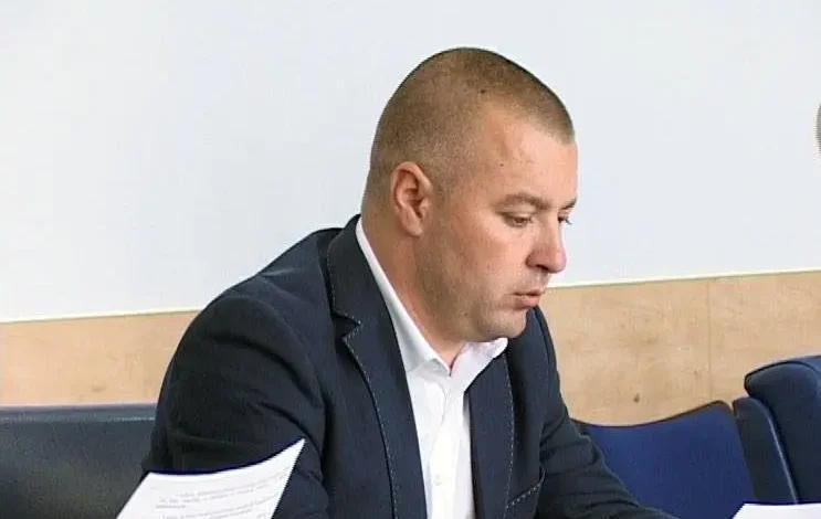 paraschiv.jpg 743x470 1