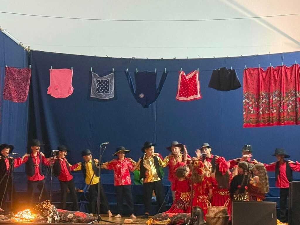 Serbare tematică dedicată culturii rome la Colegiul Național Spiru Haret 59b43458 87a4 4c14 89c8 955ae567aabe