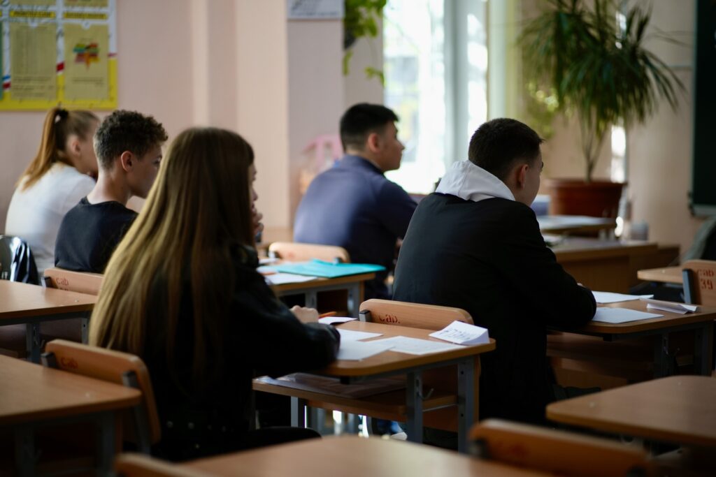 Elevi examen concurs pregatire clasa MEC GOV MD Fb 25 04 1024x683 1