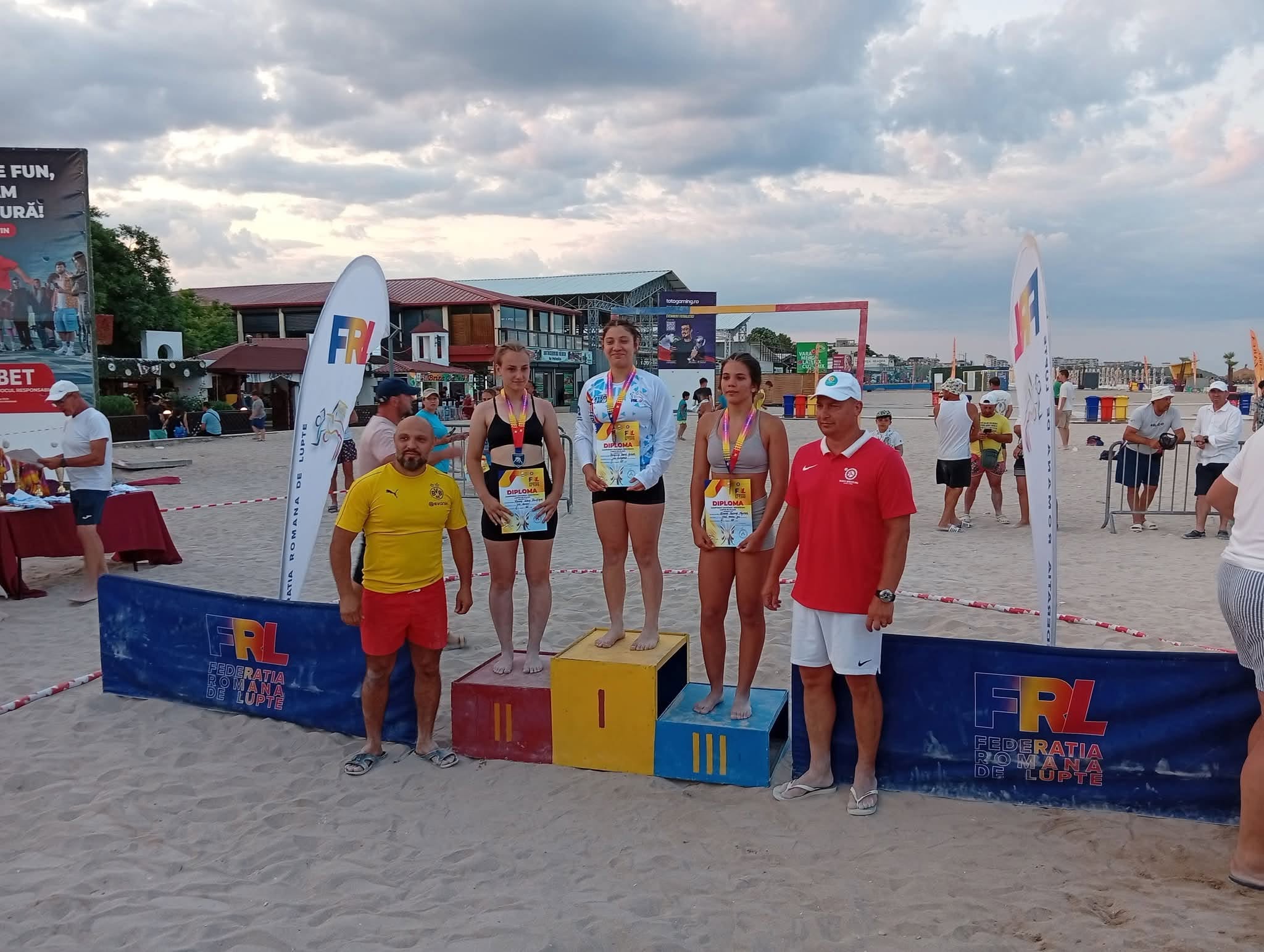 Bronz la lupte pe plajă pentru o sportivă de la CSS Târgu Jiu 741481525 2604650819951169 8660398989364161073 n
