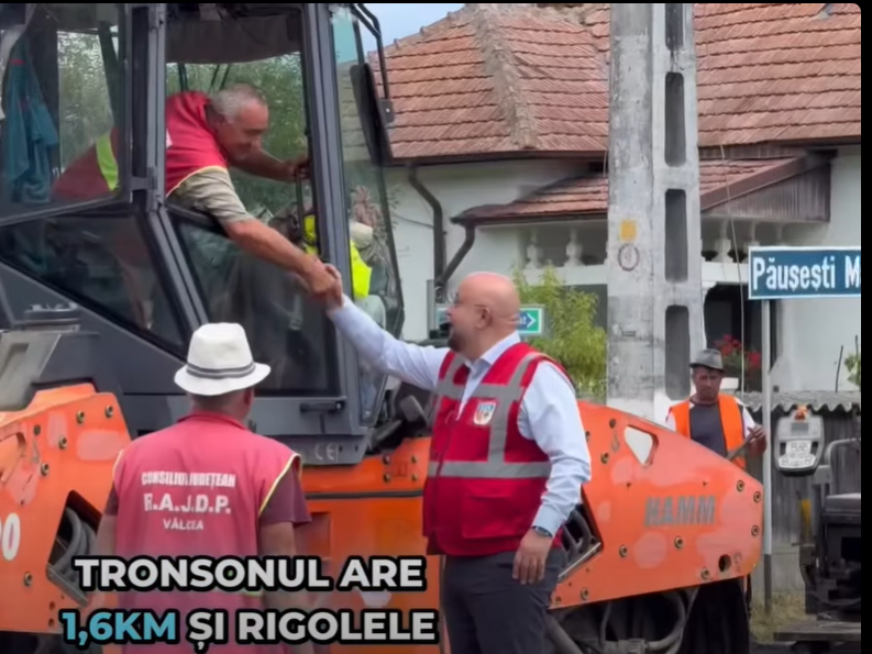 Constantin Rădulescu: Asfalt nou Pe DJ 651, la Stoenești Fara titlu 1
