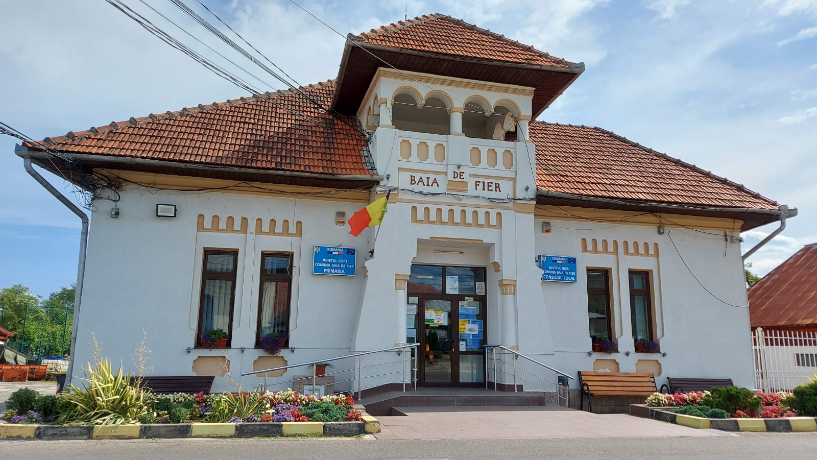Trei milioane de lei pentru modernizarea unei școli din Baia de Fier PrimariaBaiadeFier