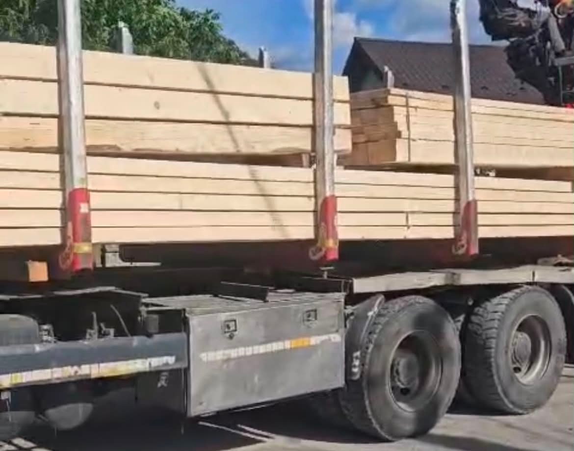 Transport de material lemnos fără documente de proveniență WhatsApp Image 2026 07 10 at 12.50.28