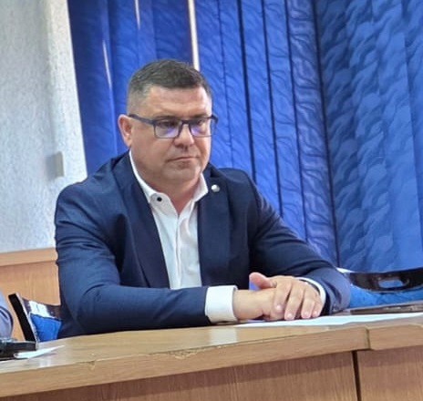 Fost inspector general școlar: S-a redus numărul elevilor care vor să plece la muncă în străinătate istrate