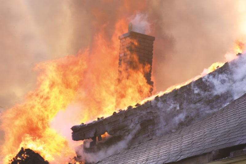 incendiu casa 2017