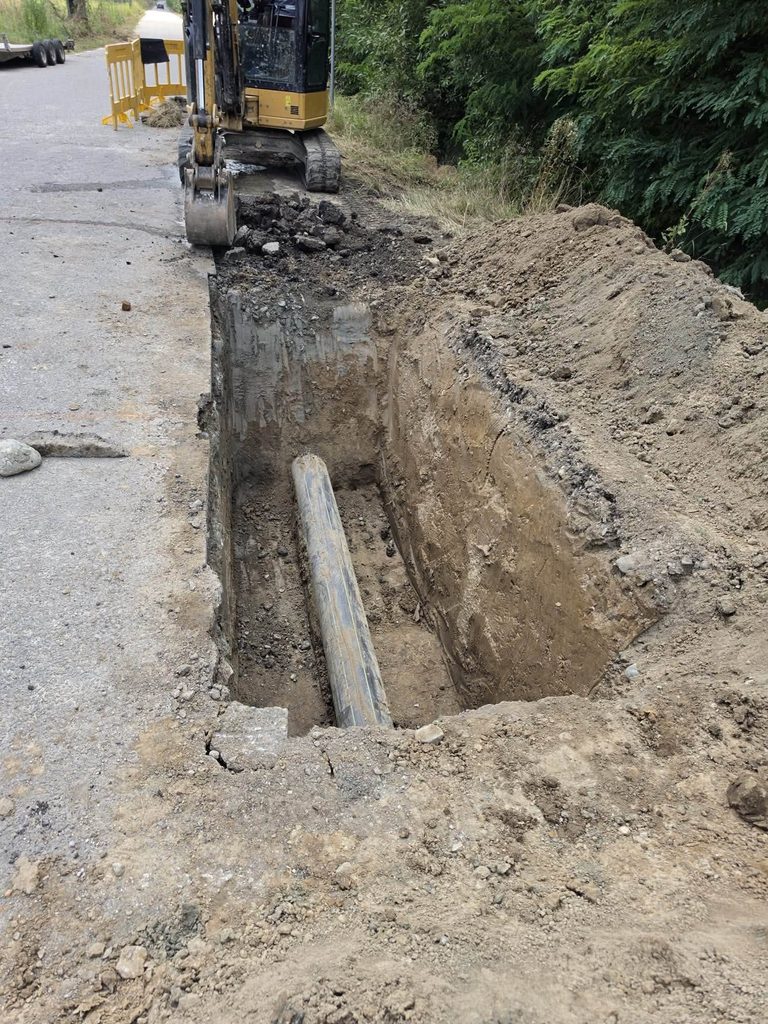 Gazul natural ajunge mai aproape de gospodăriile din Dăești 787601866 1375638134723522 5663266459299123073 n 768x1024 1