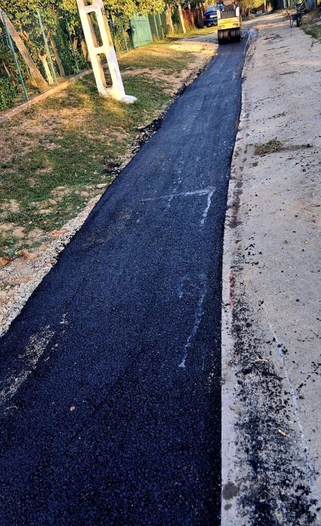 Lucrările de apă și canalizare din Jupânești, pe ultima sută de metri 800864175 1588112429460118 1220184753753814475 n
