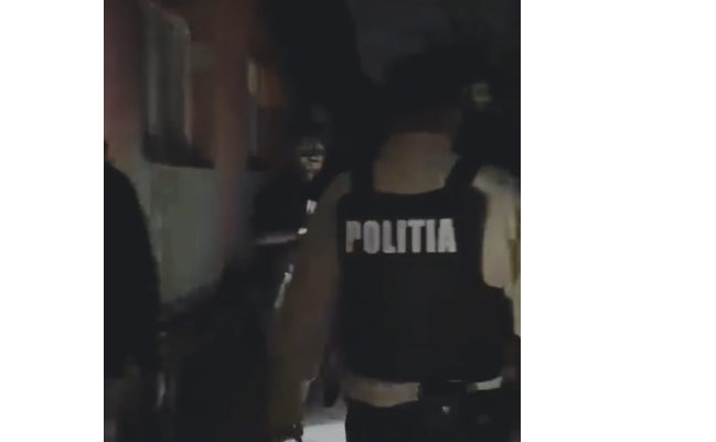 POLITIE POZZA TITEI