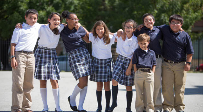 uniforma scolara