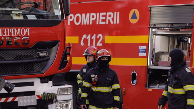 pompieri incendiu